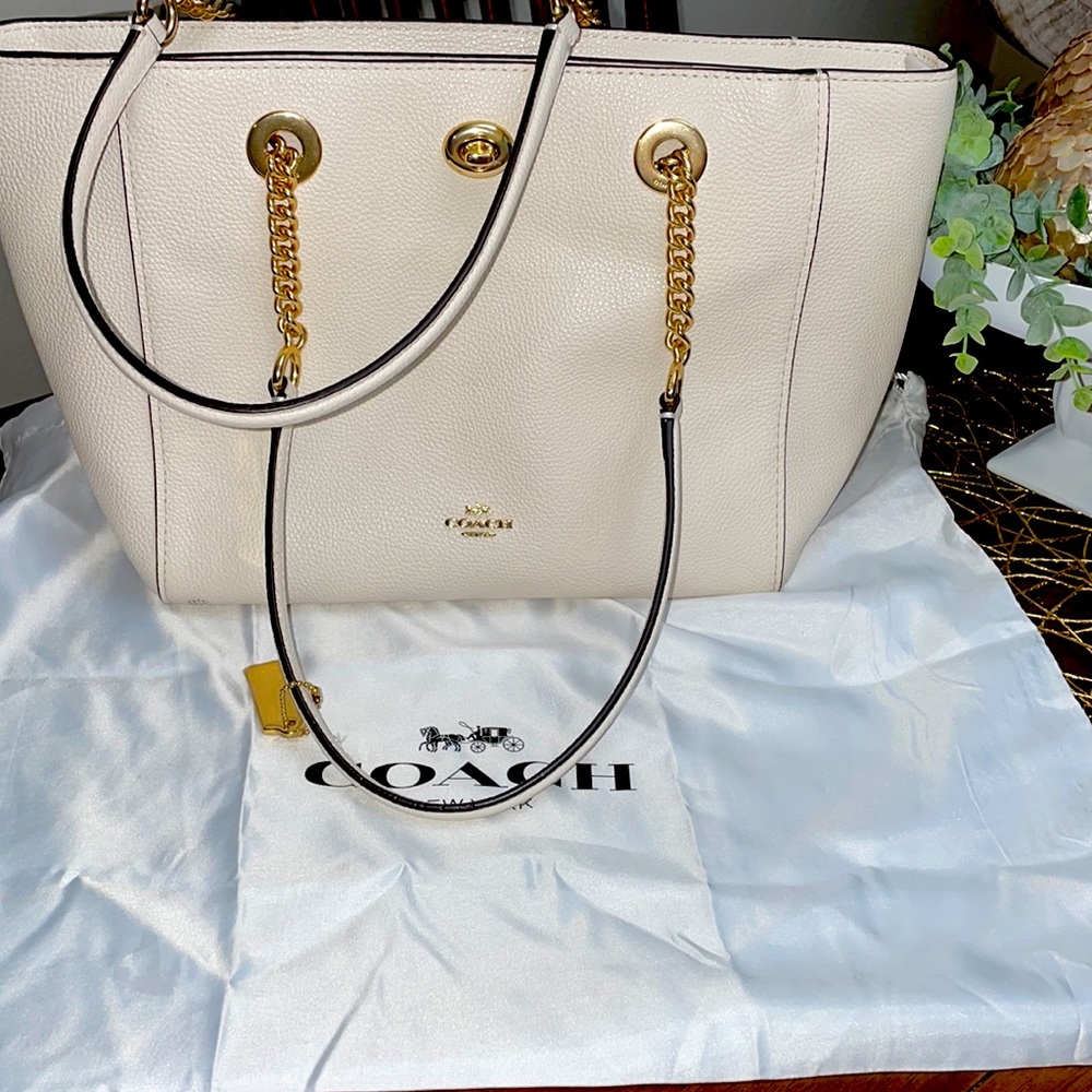 Coach pebbled leather handbag